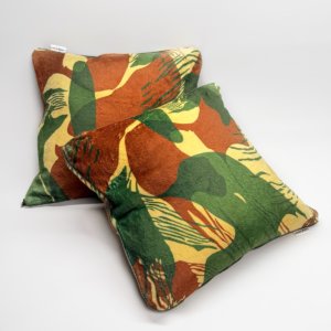 Подушка Rhodesian